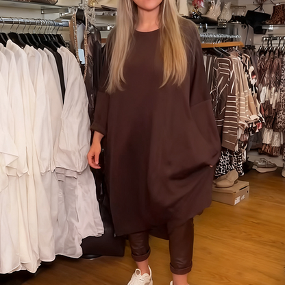 🔥Offre à durée limitée - 🌸Ensemble deux pièces composé d'un haut ample asymétrique et d'un pantalon uni